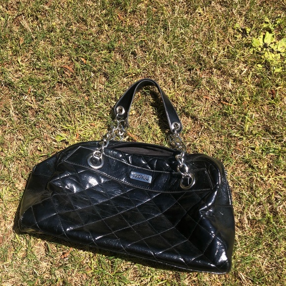 Kenneth Cole Reaction Handbag - Picture 1 of 5